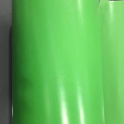 Gładka biała folia HDPE o niskiej wytrzymałości na rozciąganie i powierzchni wybrukowanej