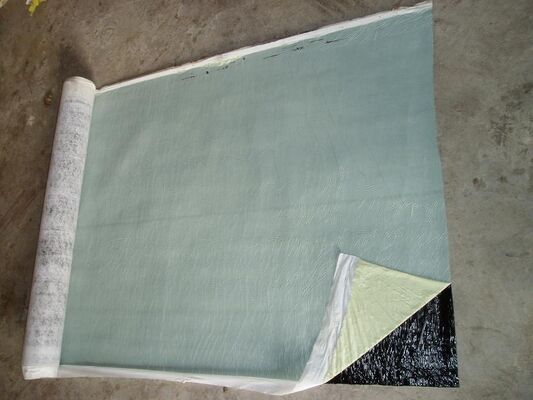 Silikonowy powlekany PE Liner z grubością 0,03 mm-0,07 mm dla membran i taśm wodoodpornych ISO9001: 2018 Certyfikowane i dostosowane drukowanie